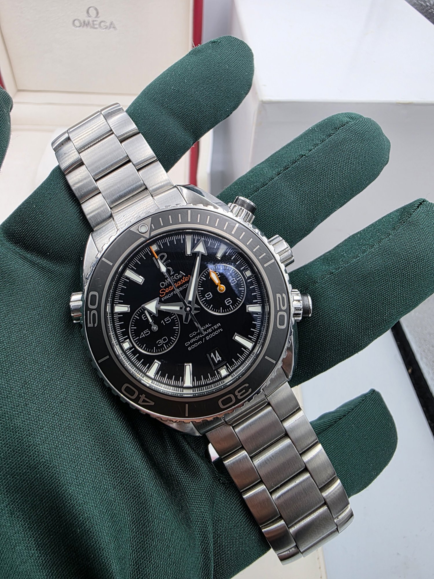 Omega Seamaster Planet Ocean 