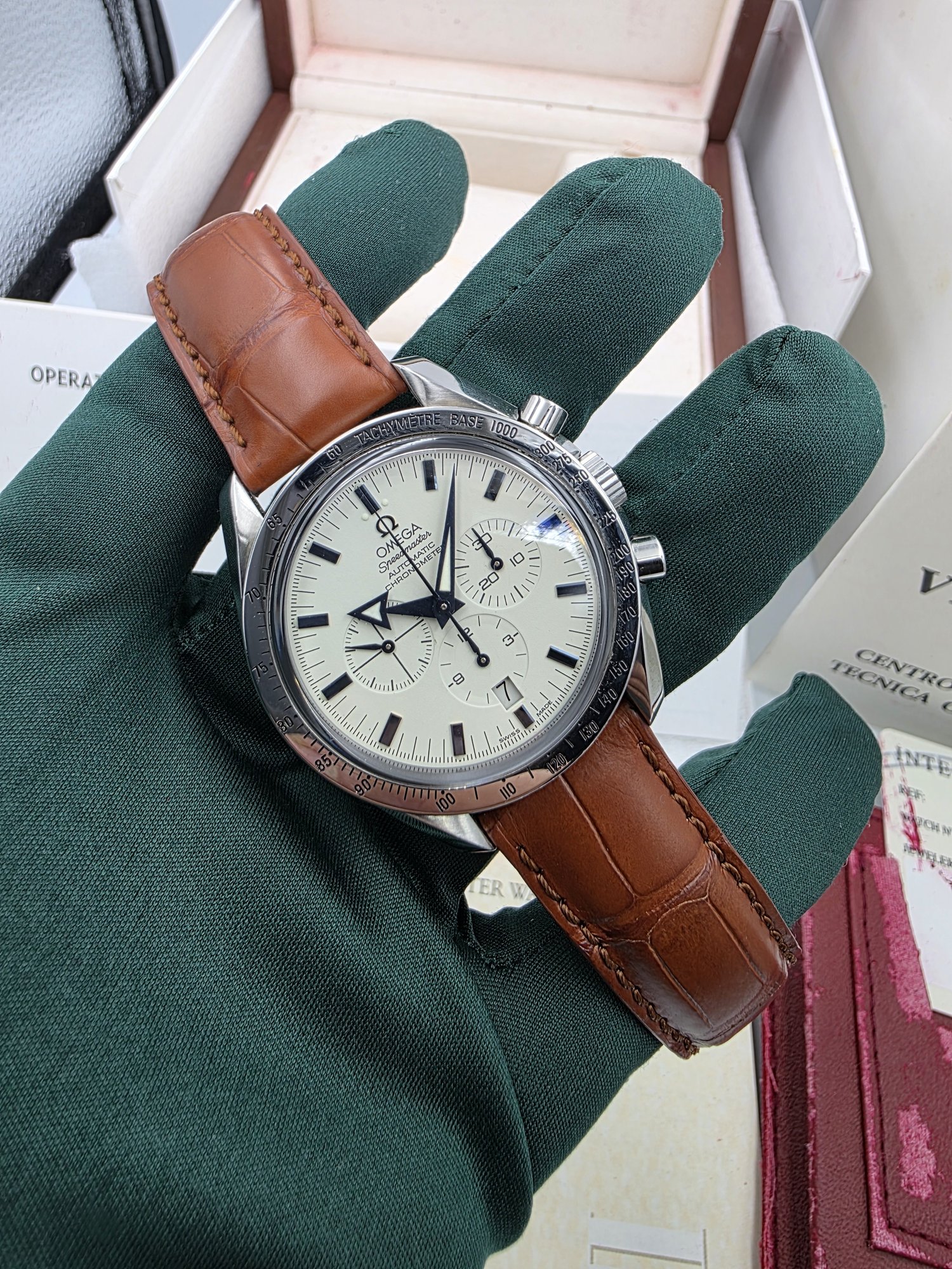 Omega Broad Arrow 